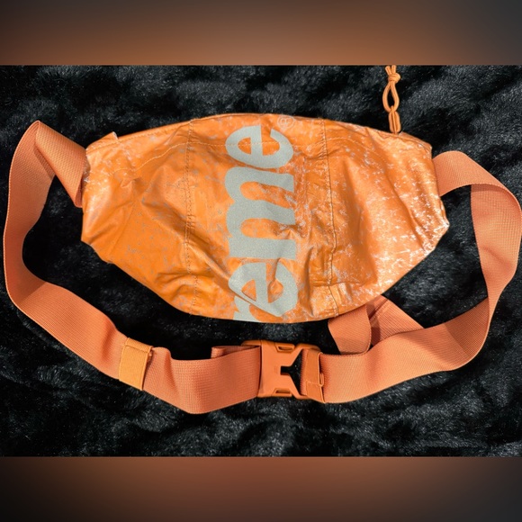 Supreme reflective bum bag/waist bag - Picture 4 of 6